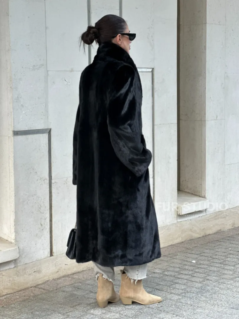 Черная шуба пальто из меха норки Saga furs - фото 12