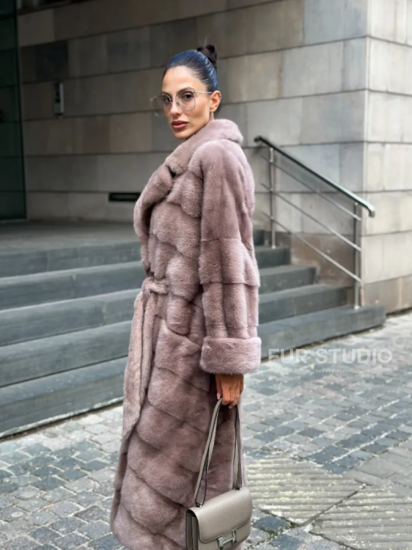 Шуба из меха норки с английским воротником - цвет пыльная роза - фото 2