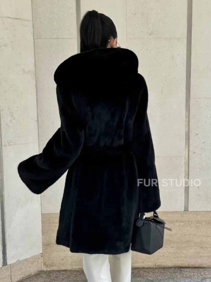 Черная шуба с капюшоном из меха норки BlackGlama - роспуск - фото 3