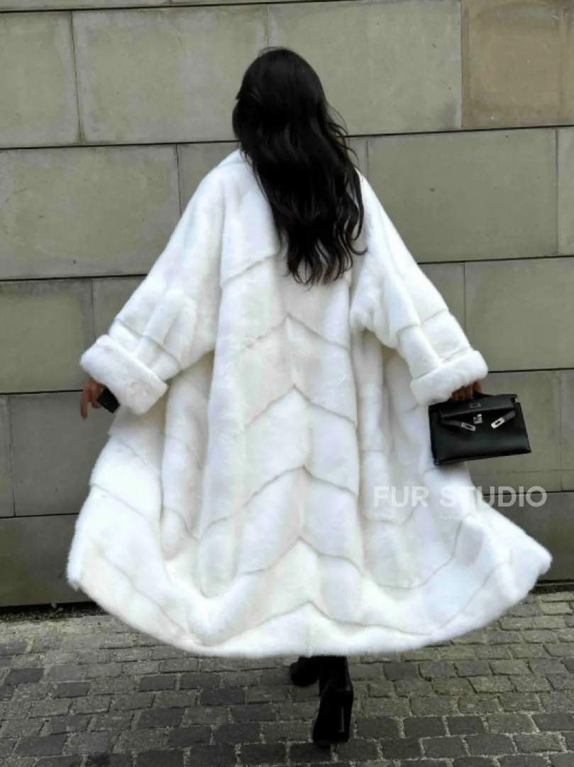 Длинная норковая шуба White COLLECTION с английским воротником - фото 9