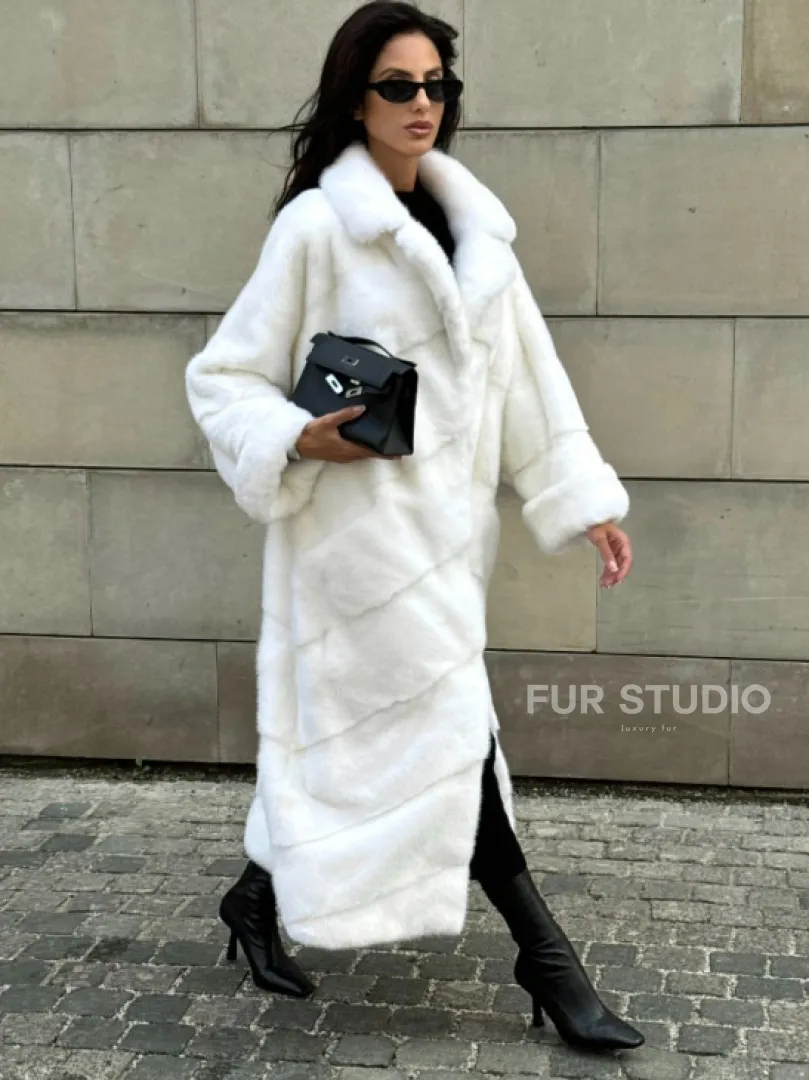 Длинная норковая шуба White COLLECTION с английским воротником - фото 0