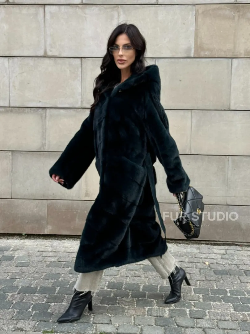 Шуба из аукционной норки NAFA с капюшоном - фото 13