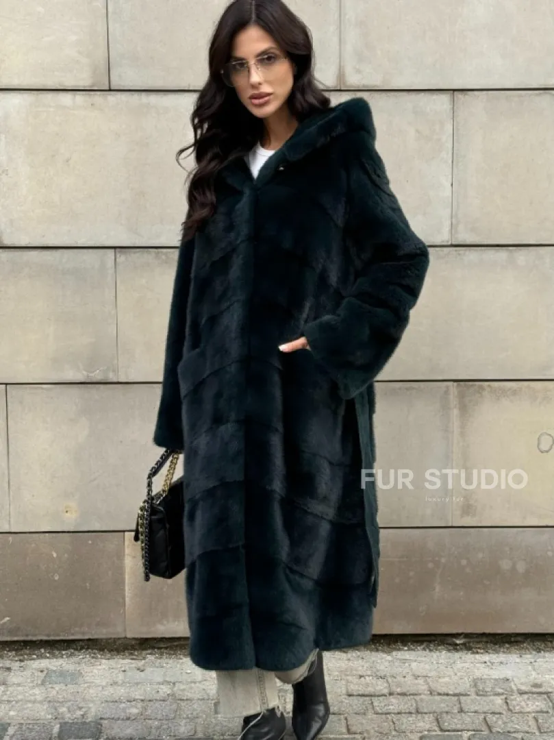 Шуба из аукционной норки NAFA с капюшоном - фото 6