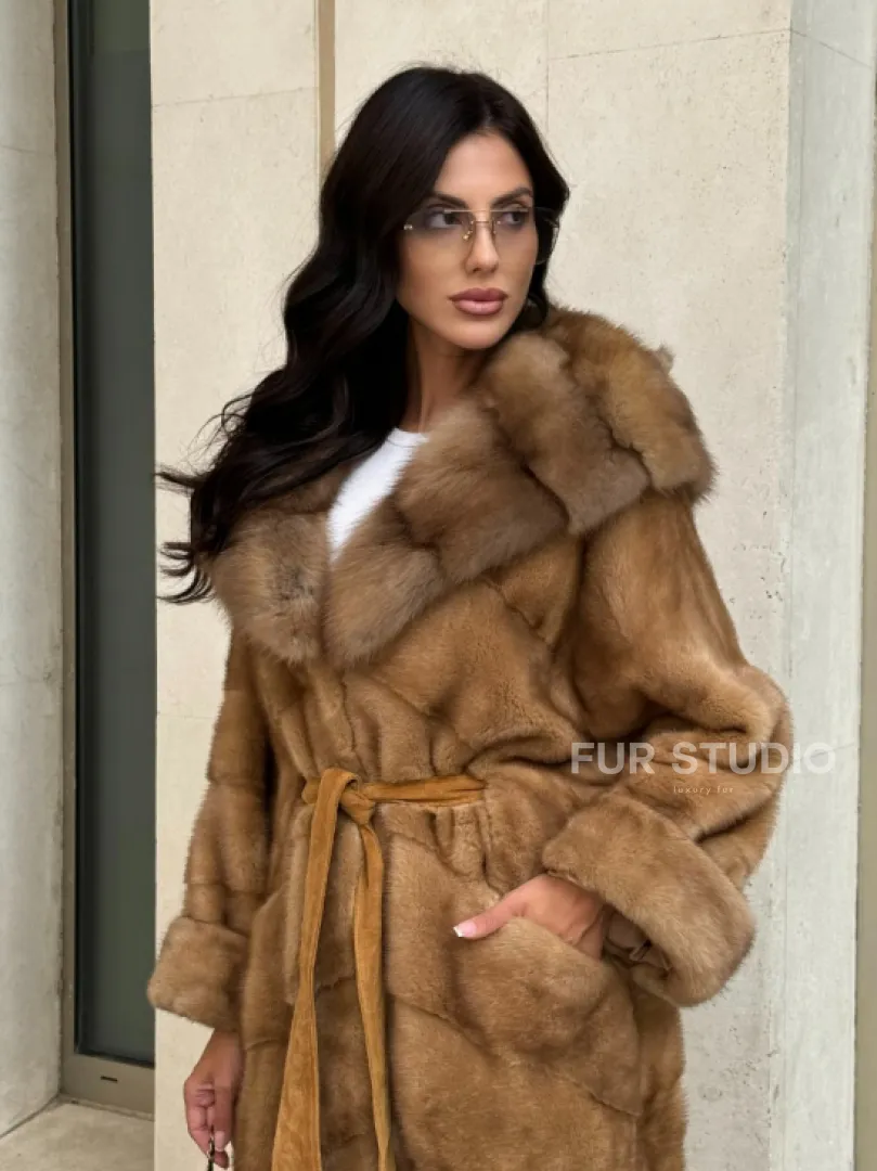 Норковая шуба с капюшоном из меха куницы - цвет карамель - фото 6