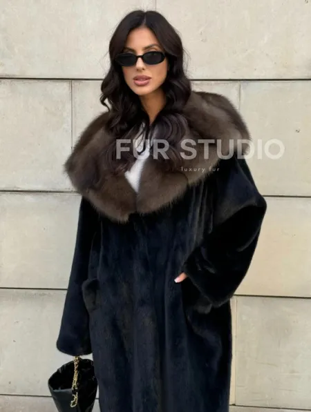 Шуба из норки Saga furs с капюшоном куницы, цельный мех - TOTAL BLACK - фото 8