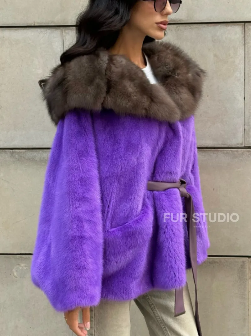 Шуба из норки Violet с капюшоном из меха куницы - фото 7