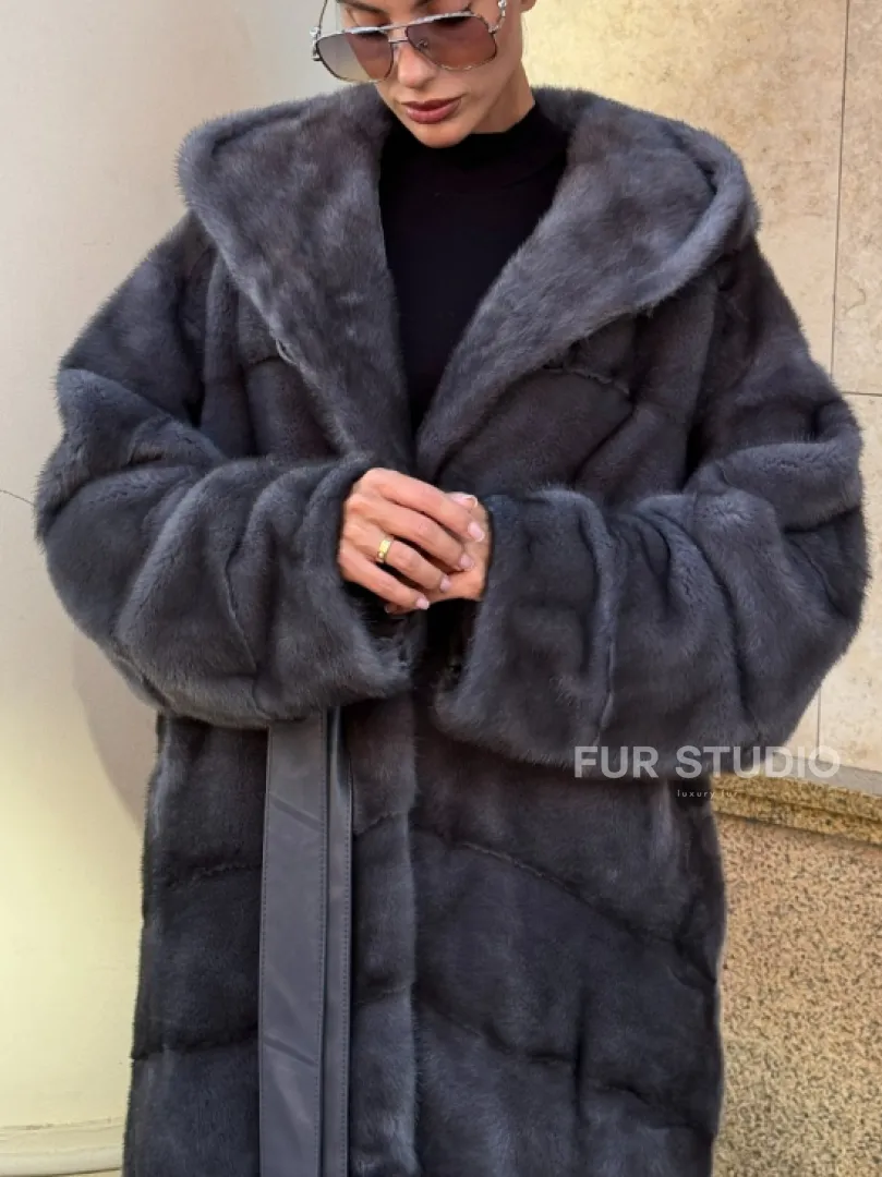 Шуба кимоно из импортной норки с капюшоном в цвете графит - фото 2