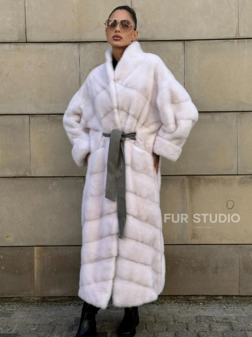 Норковая шуба с поясом, стойка воротник - цвет колотый лед - фото 7