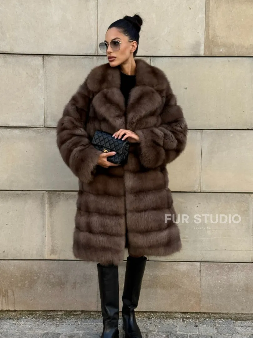 Шуба из куницы в цвете Tartufo  английский воротник - фото 12