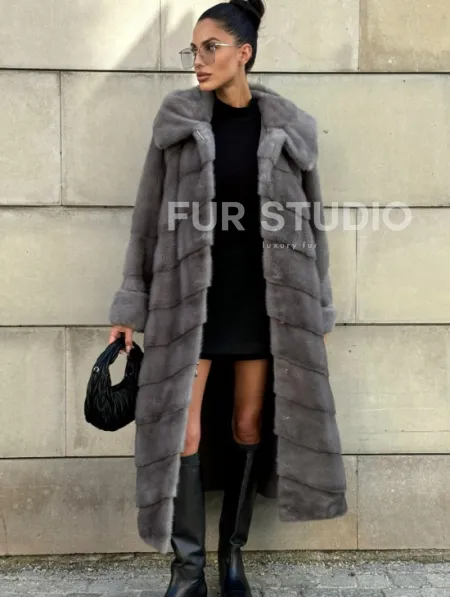 Шуба в диагональной выкладке меха норки, графит грей с капюшоном - фото 12