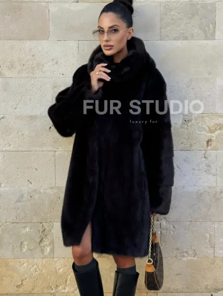 Шуба из аукционной норки с капюшоном роспуск - цвет уголь - фото 0