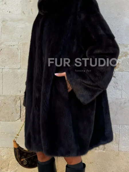 Шуба из аукционной норки с капюшоном роспуск - цвет уголь - фото 5
