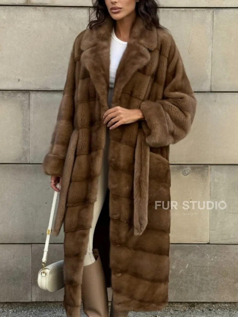 Шуба из меха аукционной норки Vintage Gold с меховым поясом