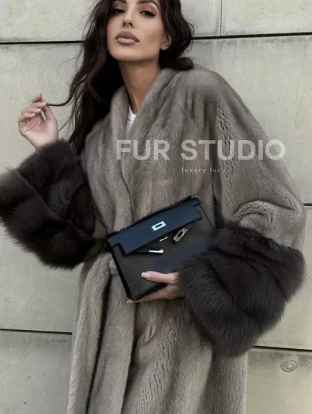 Шуба кимоно из меха норки Vintage Grey рукава с отделкой из куницы - фото 4