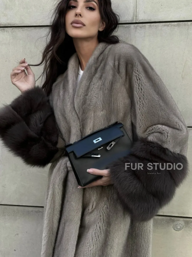 Шуба кимоно из меха норки Vintage Grey рукава с отделкой из куницы