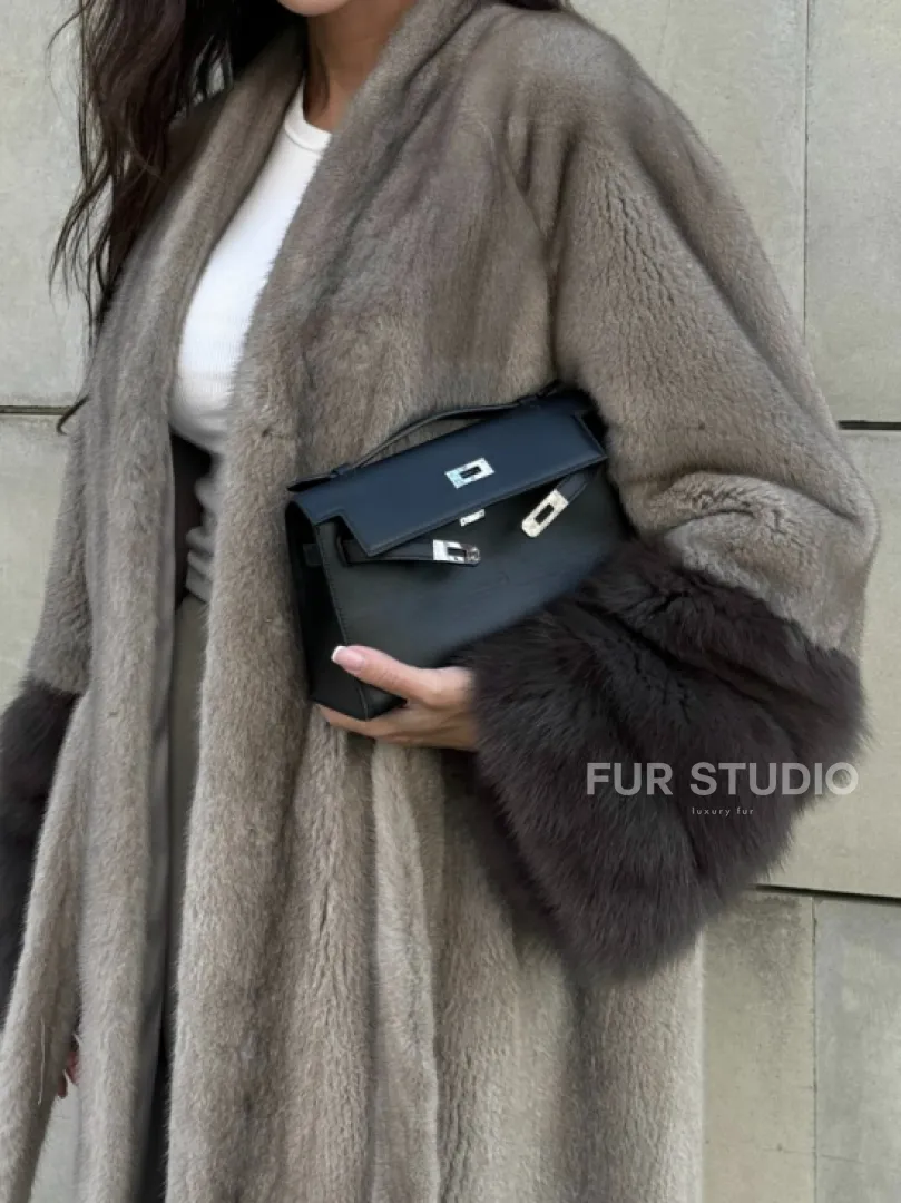 Шуба кимоно из меха норки Vintage Grey рукава с отделкой из куницы