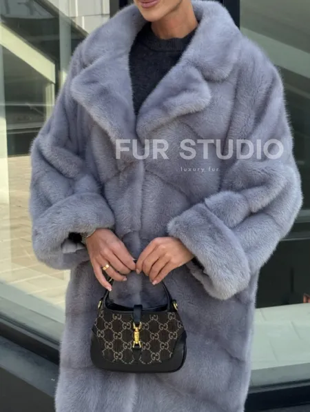 Голубая норковая шуба английский воротник, фасон кокон - фото 3