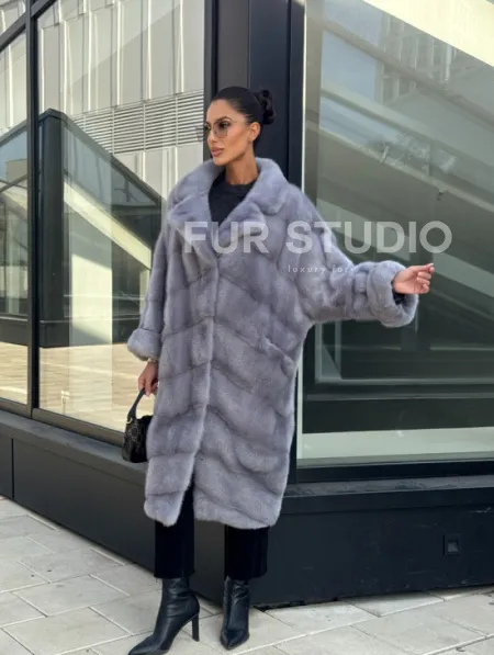 Голубая норковая шуба английский воротник, фасон кокон - фото 14