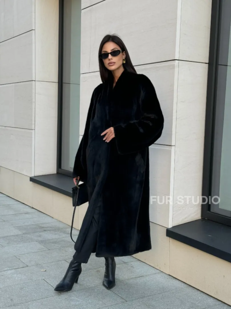 Меховое пальто из аукционного меха норки SAGA FURS, V-образный воротник - фото 7