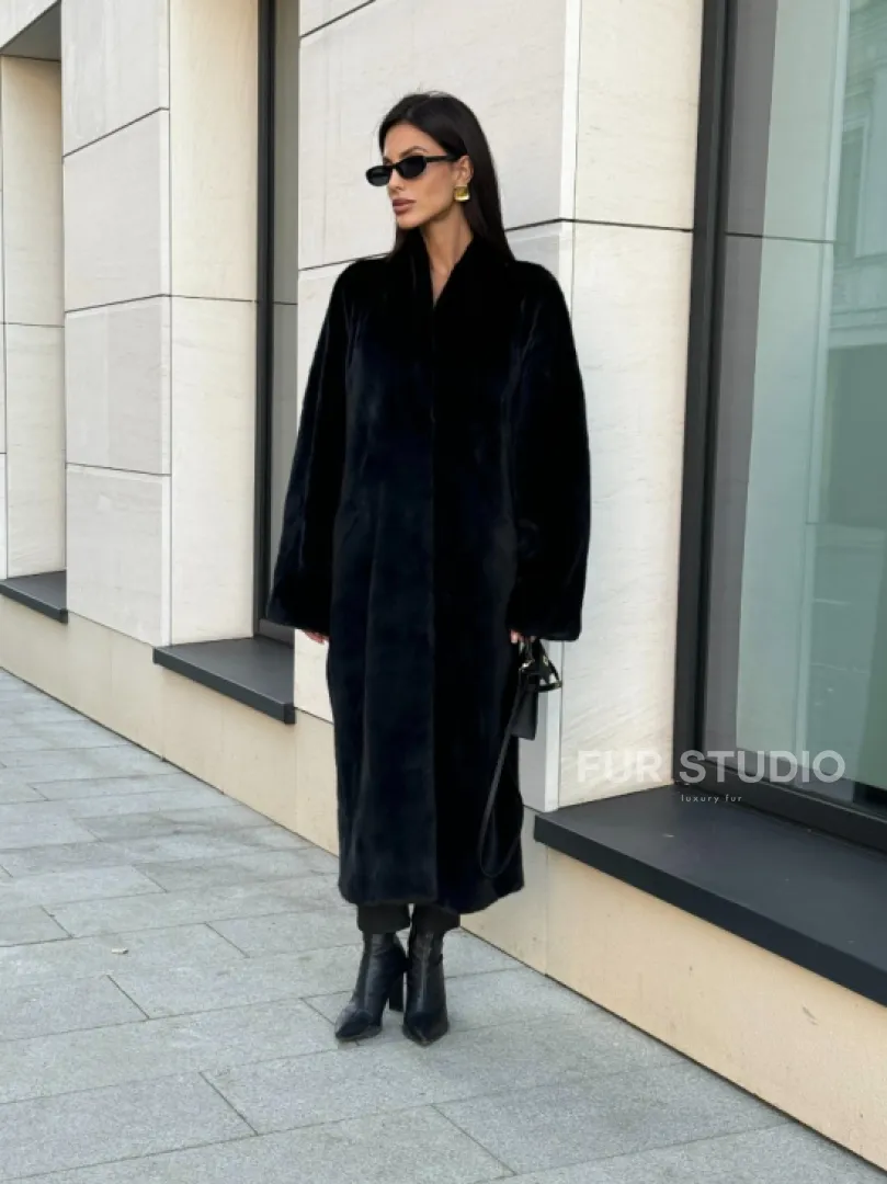 Меховое пальто из аукционного меха норки SAGA FURS, V-образный воротник - фото 4