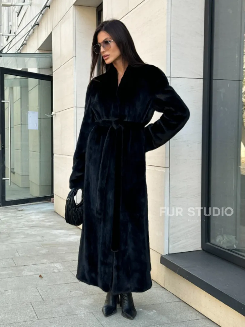 Шуба халат из аукционного меха норки, V-образный воротник с поясом - фото 4