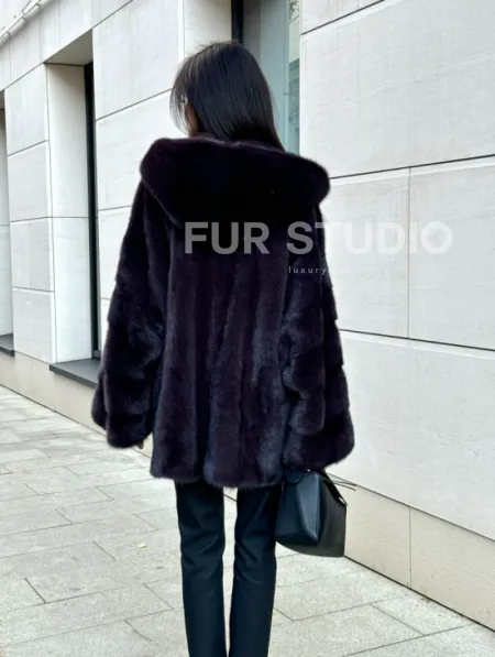 Меховое полупальто из аукционной норки с капюшоном Dark violet - фото 2
