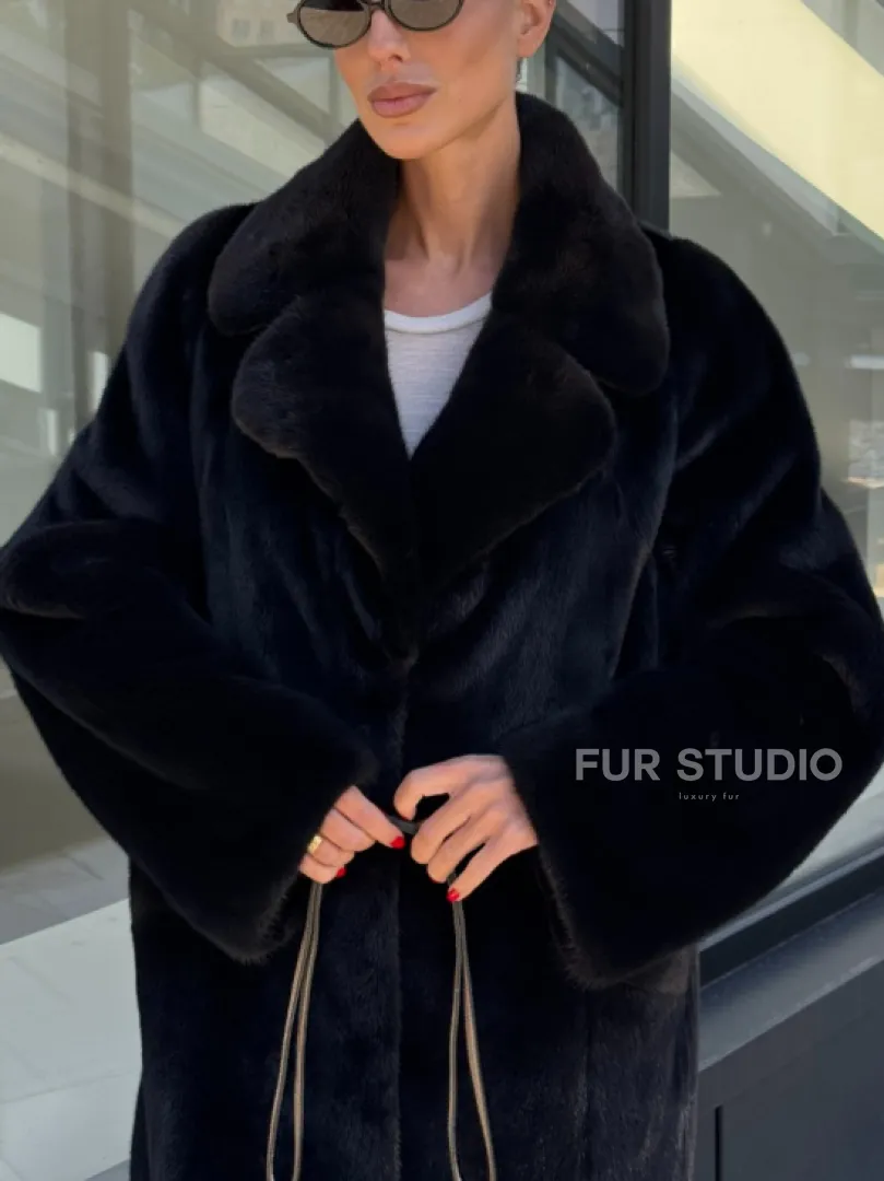 Шуба из аукционного меха норки Kopenhagen Fur, английский воротник - фасон баллон