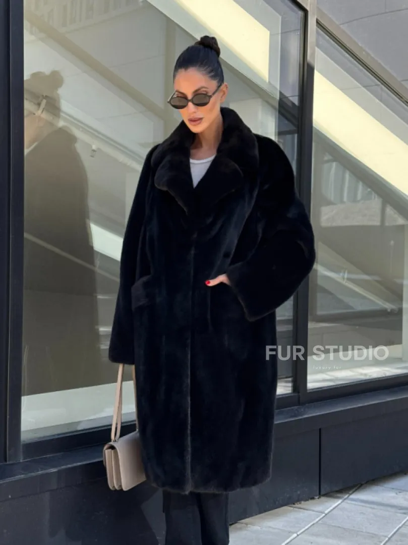 Шуба из аукционного меха норки Kopenhagen Fur, английский воротник - фасон баллон
