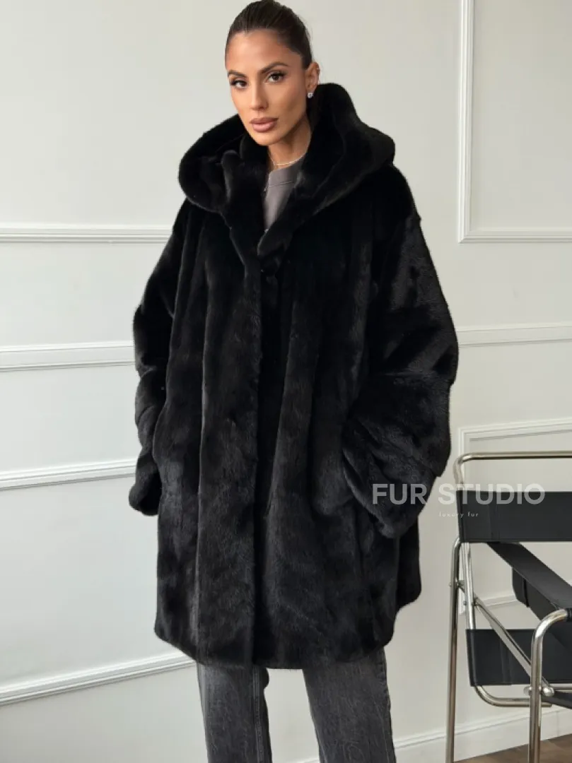 Шуба натуральная женская из норки Blackglama с капюшоном