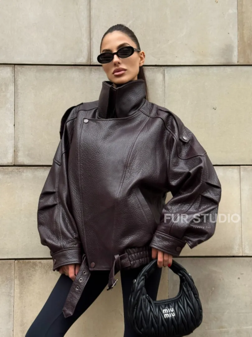 Стильная женская куртка из натуральной зернистой кожи COLLECTION DARK BURGUNDY - фото 10