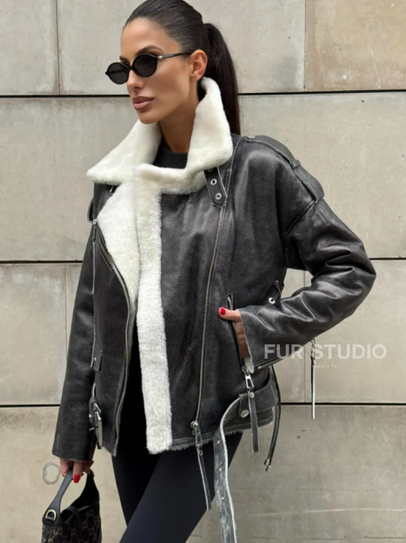 Коротка женская дубленка Vintage Grey из белой овчины мериноса, боковой шнуровкой и накладной пояс - фото 5