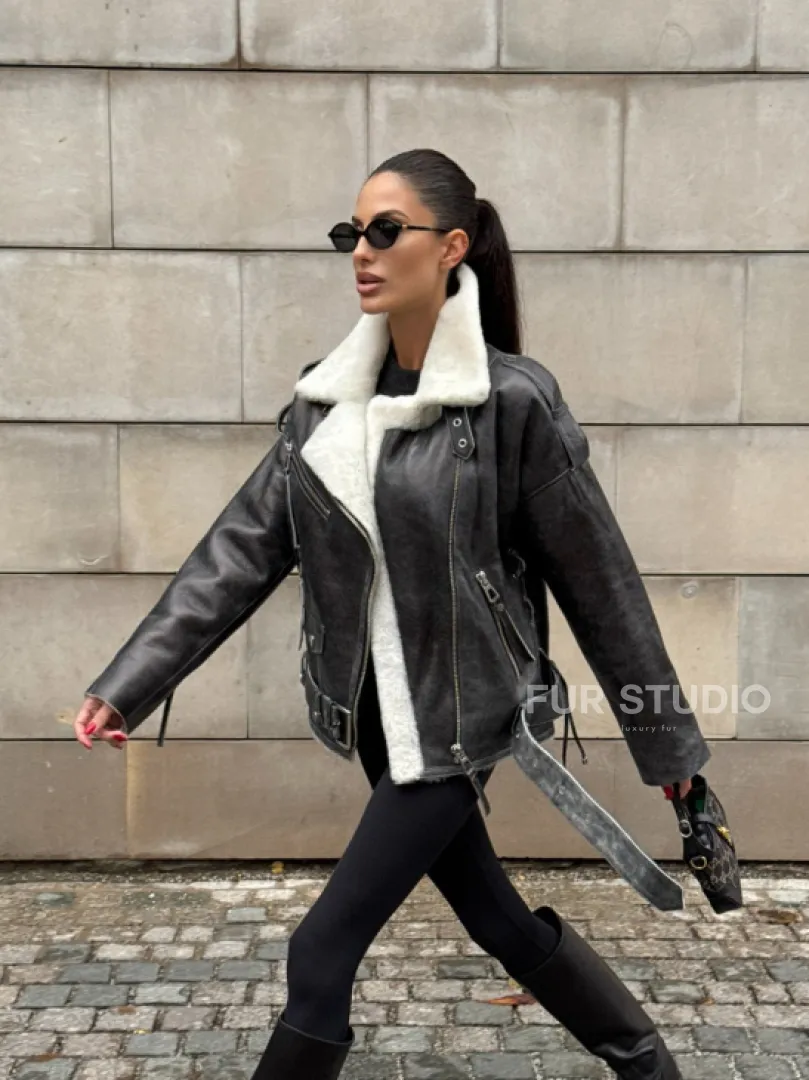 Коротка женская дубленка Vintage Grey из белой овчины мериноса, боковой шнуровкой и накладной пояс - фото 14