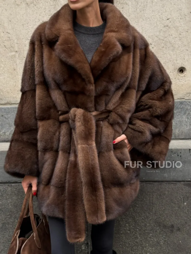 Полушубок из меха норки Brown Velvet, английский воротник фасон - летучая мышь - фото 1