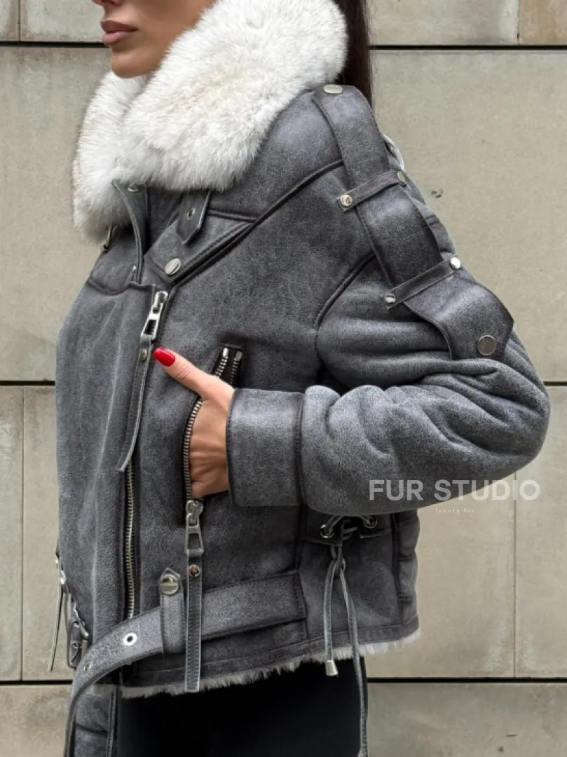 Стильная косуха-дубленка Vintage Grey с воротником из меха песца со шнуровкой на спине