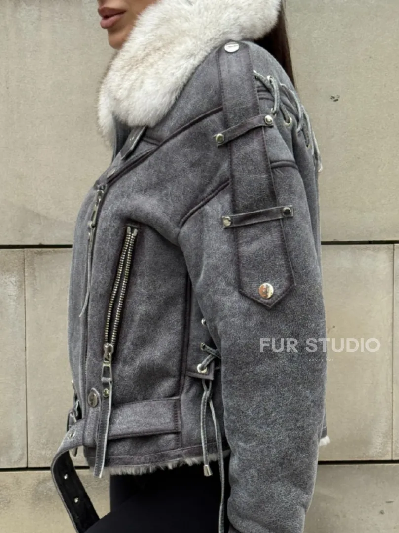 Стильная косуха-дубленка Vintage Grey с воротником из меха песца со шнуровкой на спине