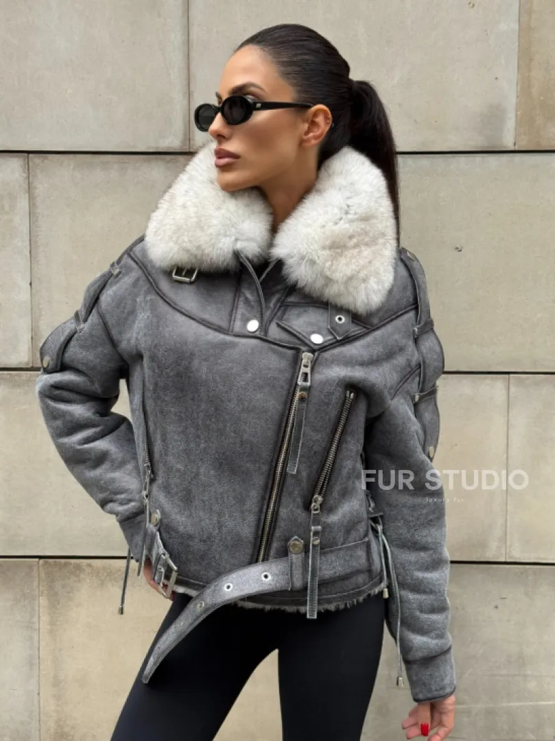 Стильная косуха-дубленка Vintage Grey с воротником из меха песца со шнуровкой на спине
