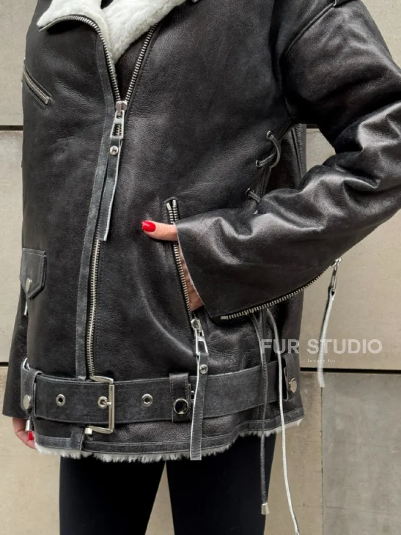 Дубленка-авиатор из натуральной овчины Dark Grey Vintage, со шнуровкой по боковому шву - фото 3