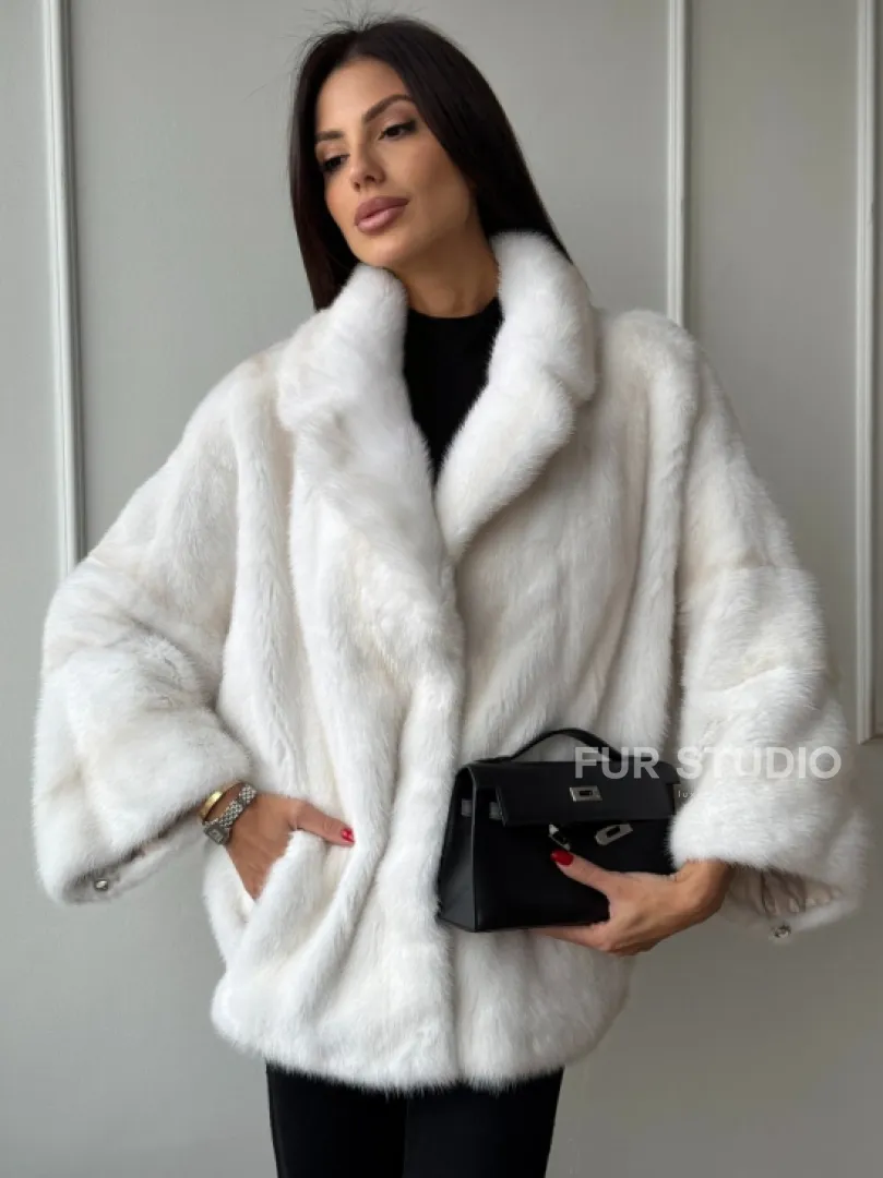 Полушубок из меха норки паломино с рукавом 