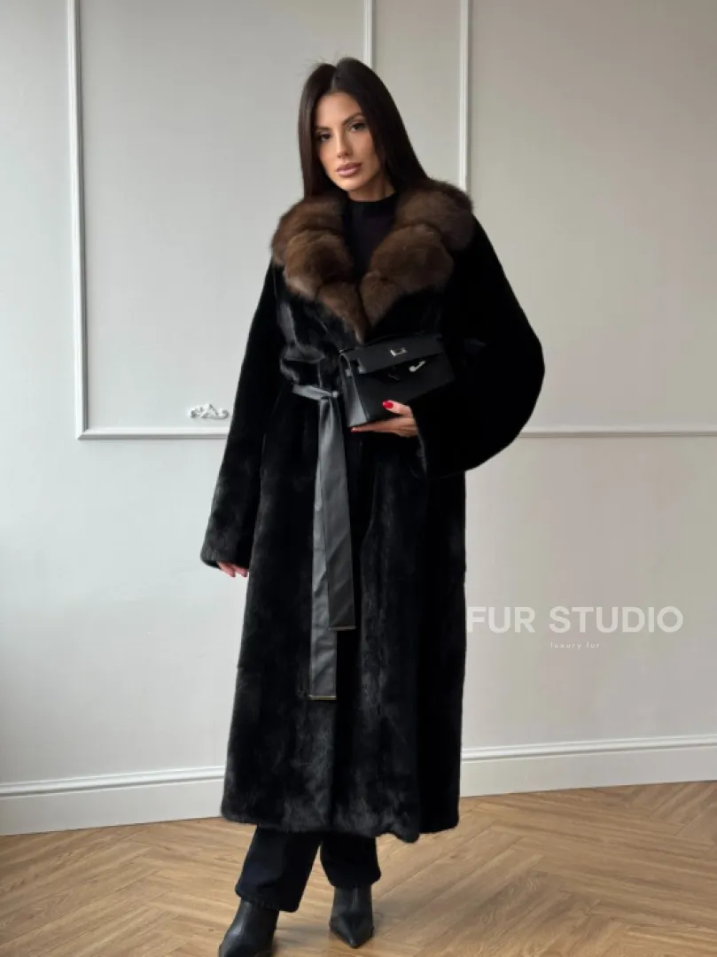 Шуба кимоно LUXURY FASHION из аукционной норки NAFA MINK с английским воротником из меха соболя