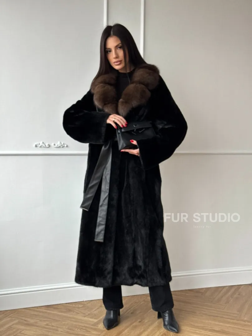 Шуба кимоно LUXURY FASHION из аукционной норки NAFA MINK с английским воротником из меха соболя