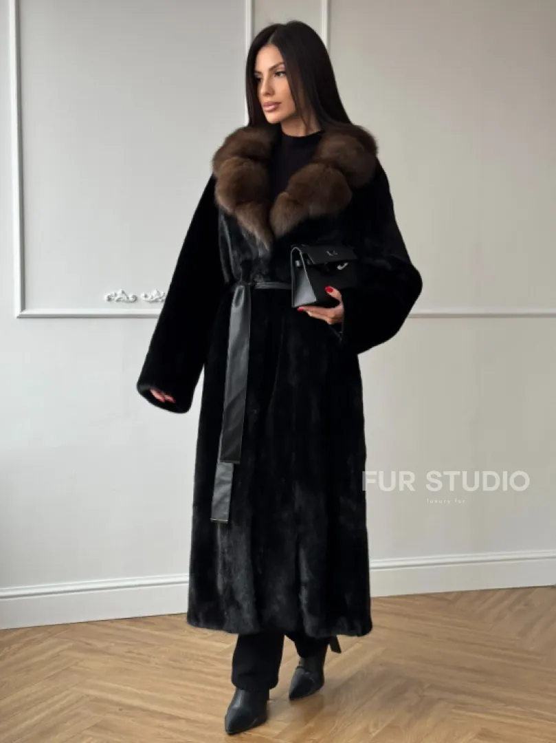 Шуба кимоно LUXURY FASHION из аукционной норки NAFA MINK с английским воротником из меха соболя - фото 0