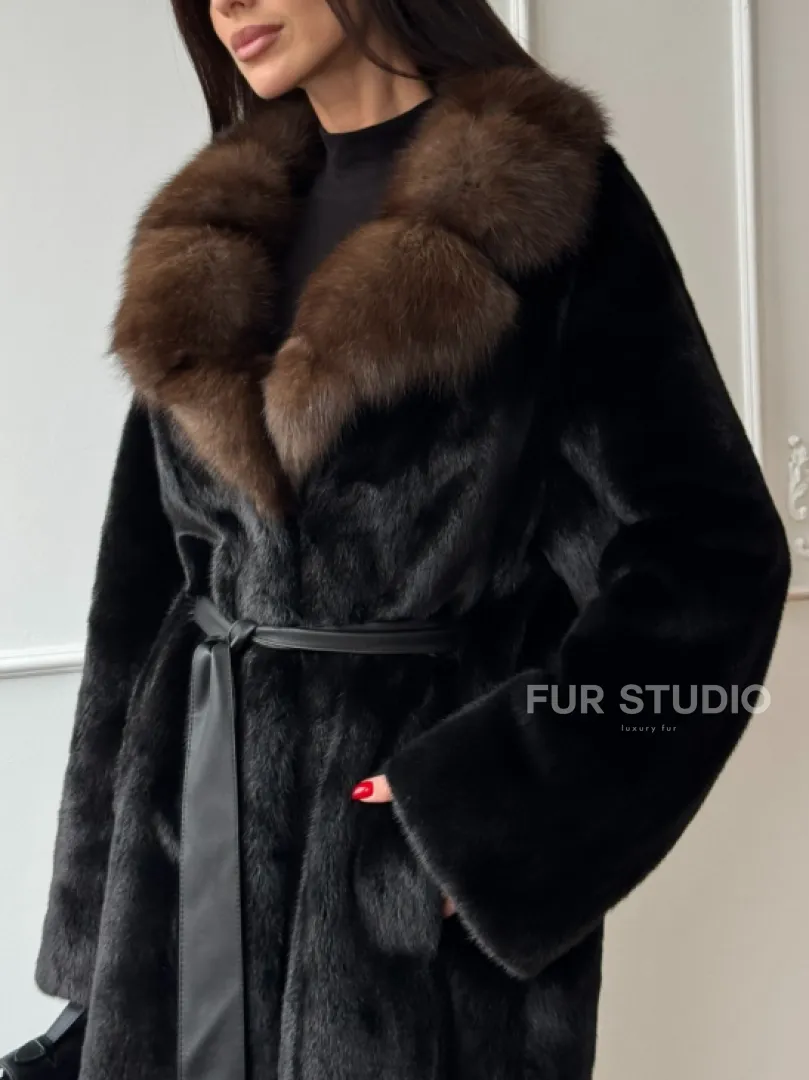 Шуба кимоно LUXURY FASHION из аукционной норки NAFA MINK с английским воротником из меха соболя