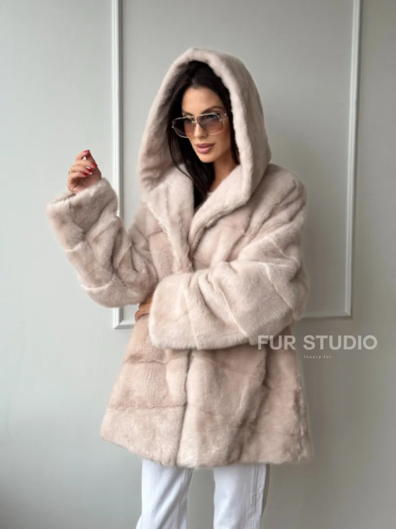 Зимняя норковая шуба цвет пудра с капюшоном - фото 8