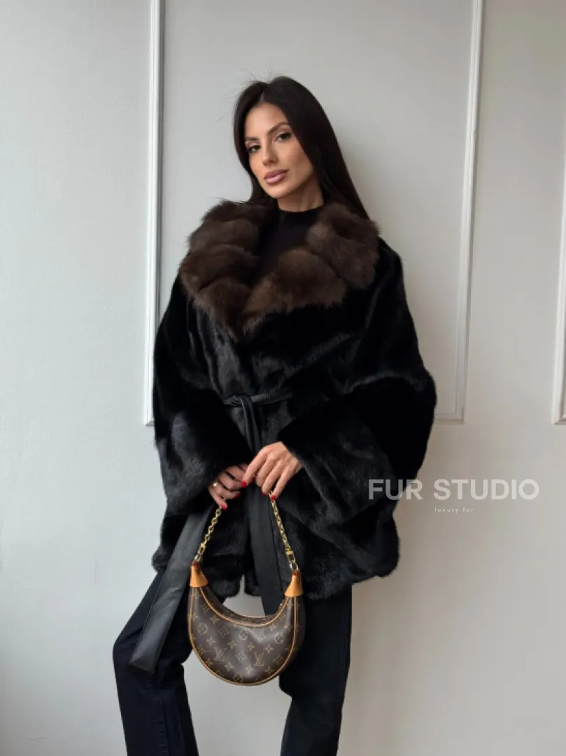 Полушубок из норки Black с воротником из меха темной куницы - фото 14