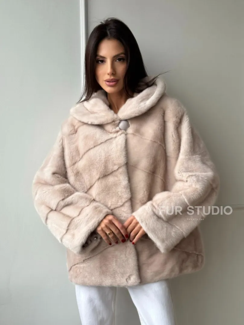 Меховая куртка - шуба из меха норки с капюшоном в цвете пудра - фото 5