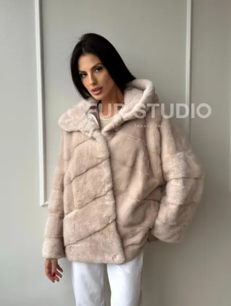 Меховая куртка - шуба из меха норки с капюшоном в цвете пудра - фото 8