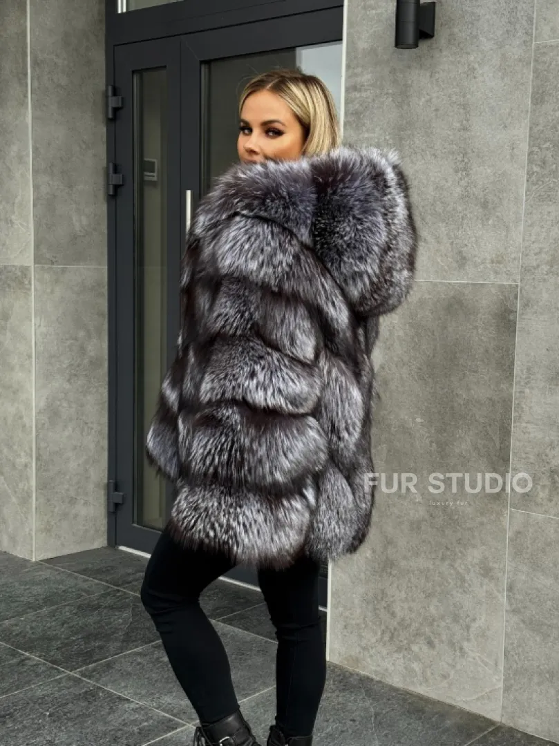 Шуба натуральная из чернобурки с капюшоном - фото 13