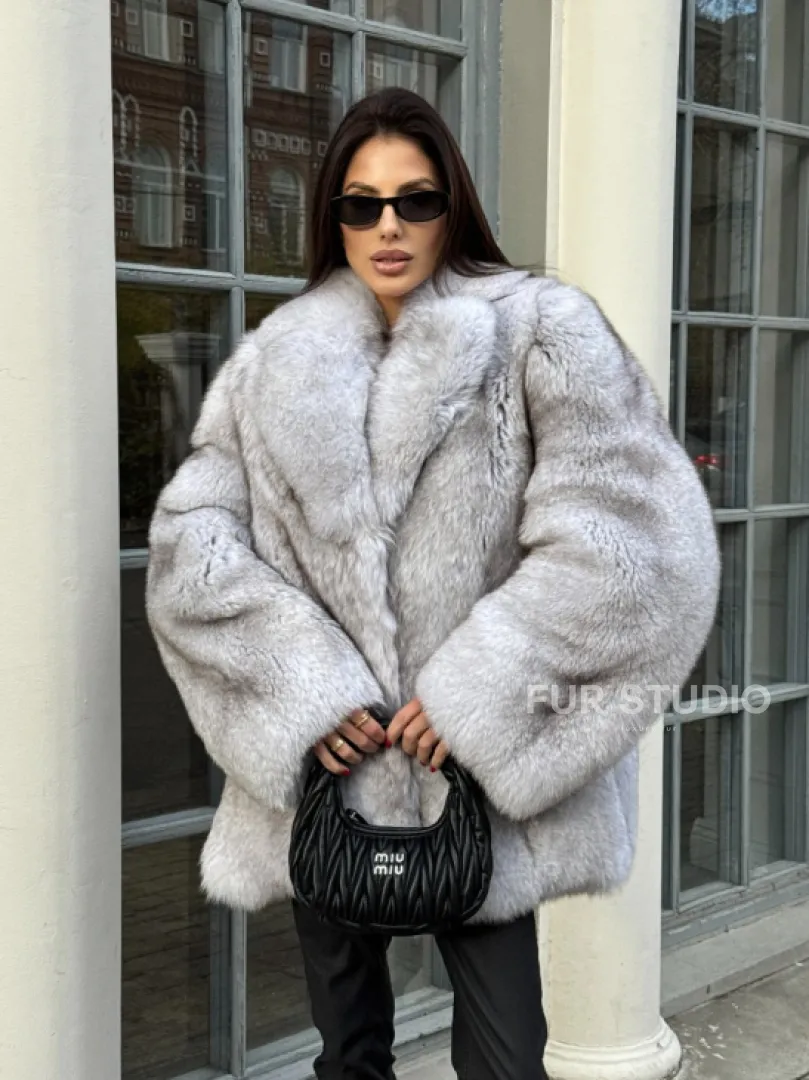 Шуба из аукционного меха финского песца, цельные пластины - фото 6