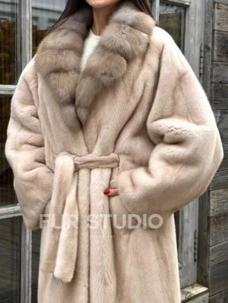 Шуба LUXURY кимоно из норки IVORY с английским воротником из меха куницы - фото 3