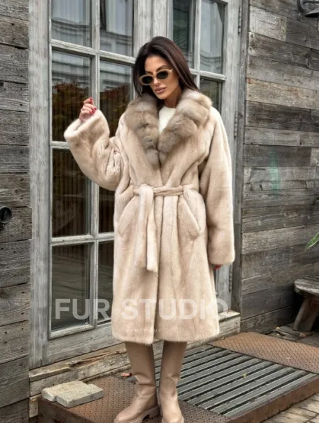 Шуба LUXURY кимоно из норки IVORY с английским воротником из меха куницы - фото 13